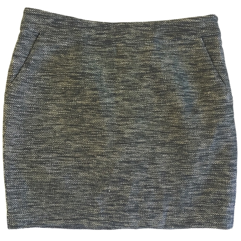 🔥SALE NWOT A/X Armani EX Tweed Silver Mini Skirt